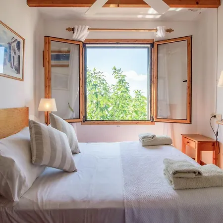 Stunning Sea Views Apartment, Pool, 5 Min Walk To Beach, Winner Of 2025 Travellers Choice Award *