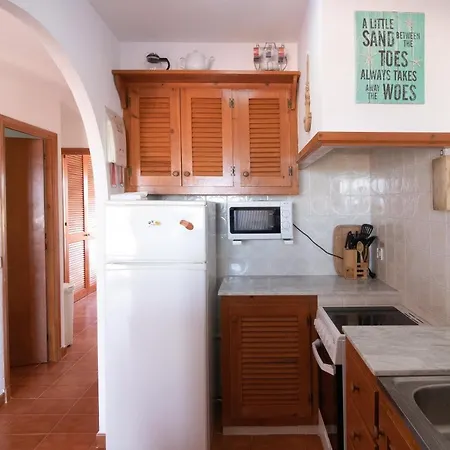 Stunning Sea Views Apartment, Pool, 5 Min Walk To Beach, Winner Of 2025 Travellers Choice Award Apartment