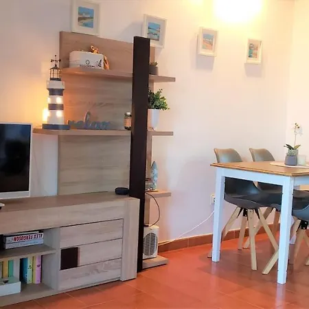 Stunning Sea Views Apartment, Pool, 5 Min Walk To Beach, Winner Of 2025 Travellers Choice Award