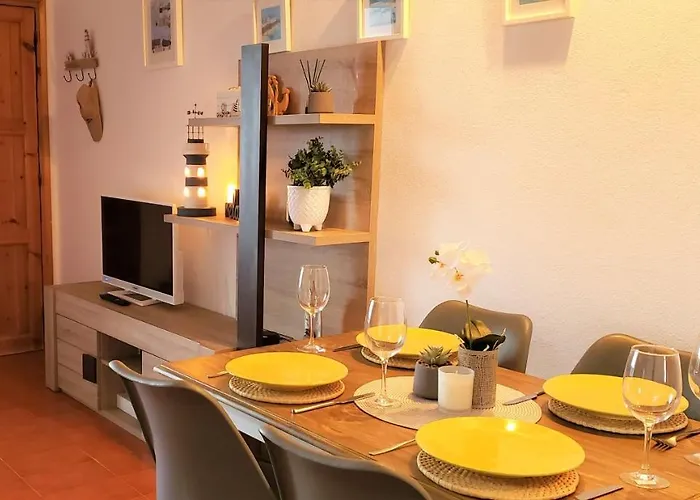 Apartmán Stunning Sea Views Apartment, Pool, 5 Min Walk To Beach, Winner Of 2025 Travellers Choice Award *