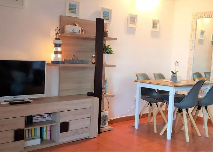 Stunning Sea Views Apartment, Pool, 5 Min Walk To Beach, Winner Of 2025 Travellers Choice Award